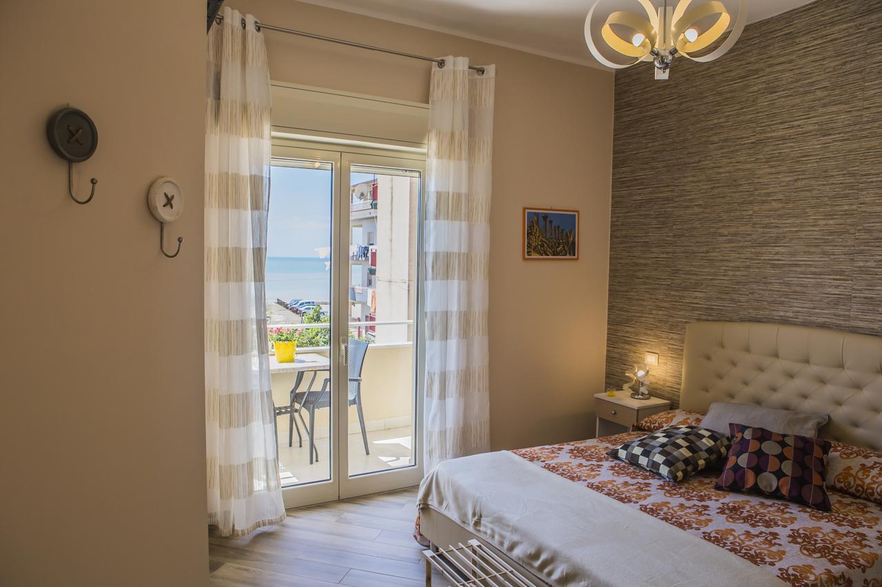 Le Notti Di Morfeo Bed and Breakfast San Leone Eksteriør billede