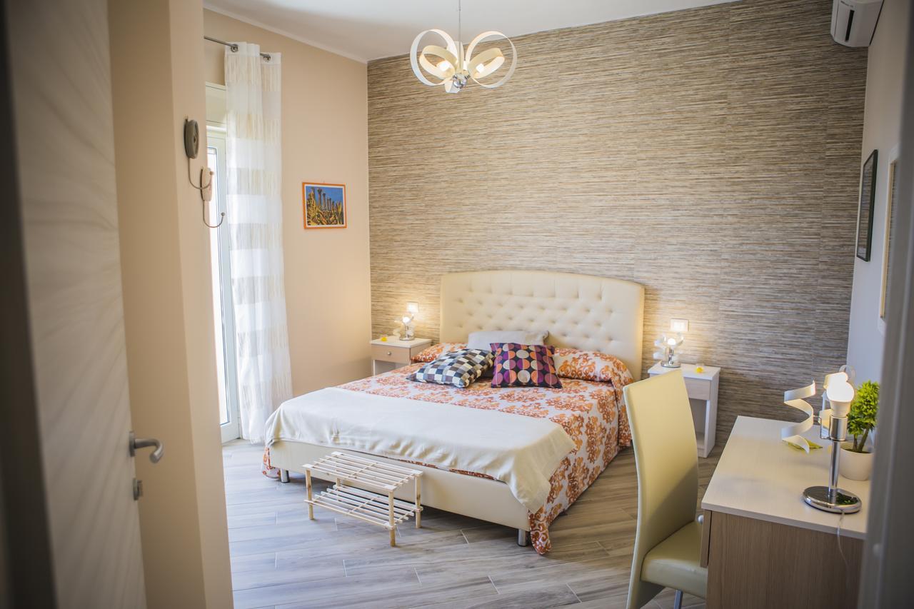 Le Notti Di Morfeo Bed and Breakfast San Leone Eksteriør billede